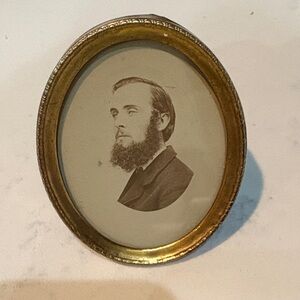 Vintage Oval Gold Frame with Portrait